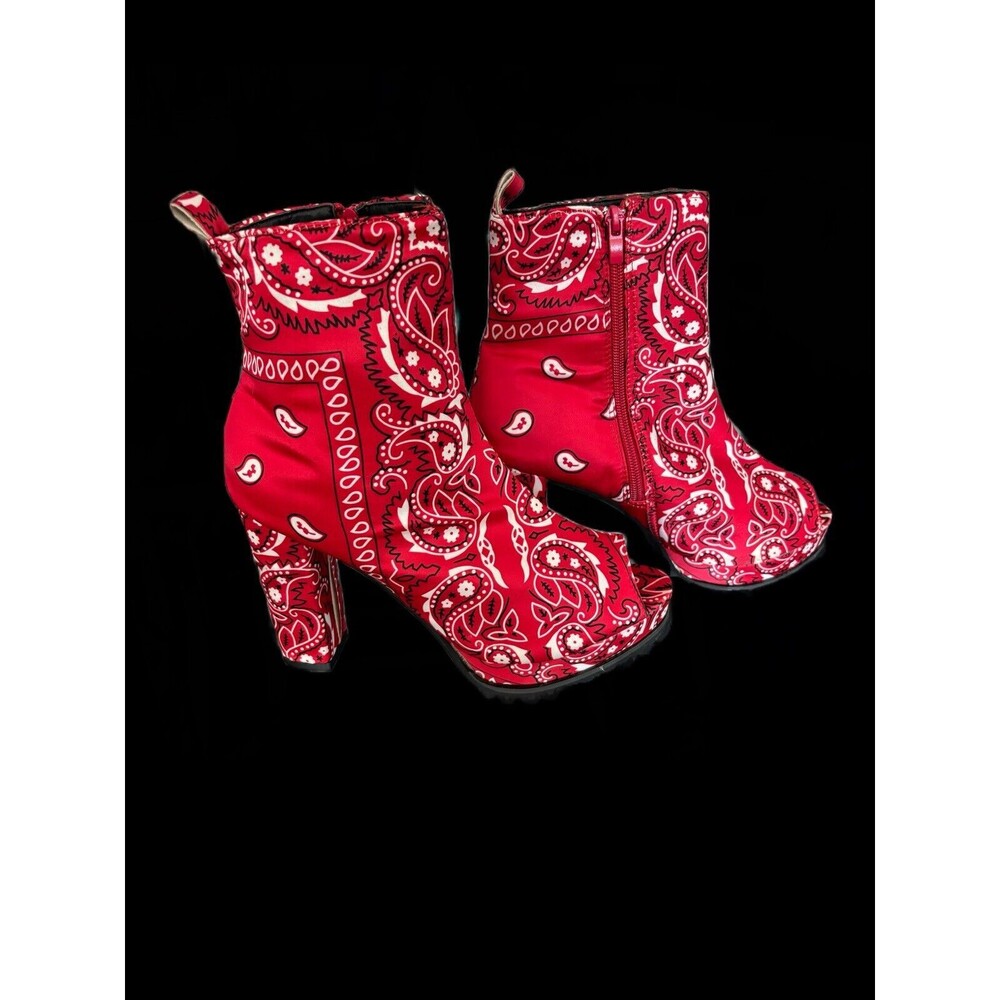 Americana Red Bandana Print Platform Rubber Grip Peep Toe Booties Women's Size 8